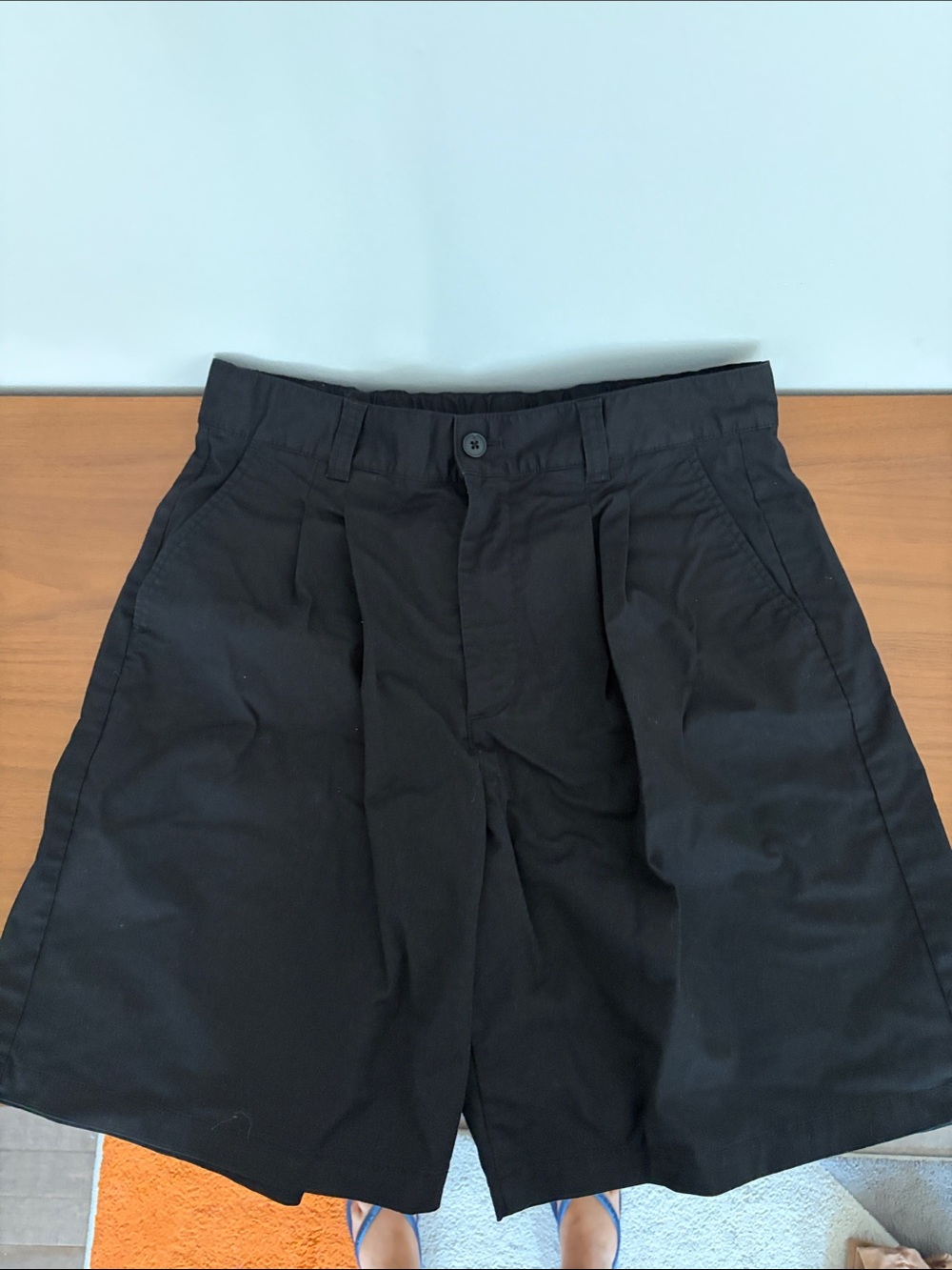 Muji Black Women's Pleated Flat-Front Shorts